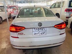 فولكسفاغن باسات